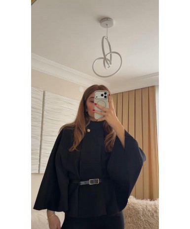 GOLD DÜĞME DETAYLI PANÇO 